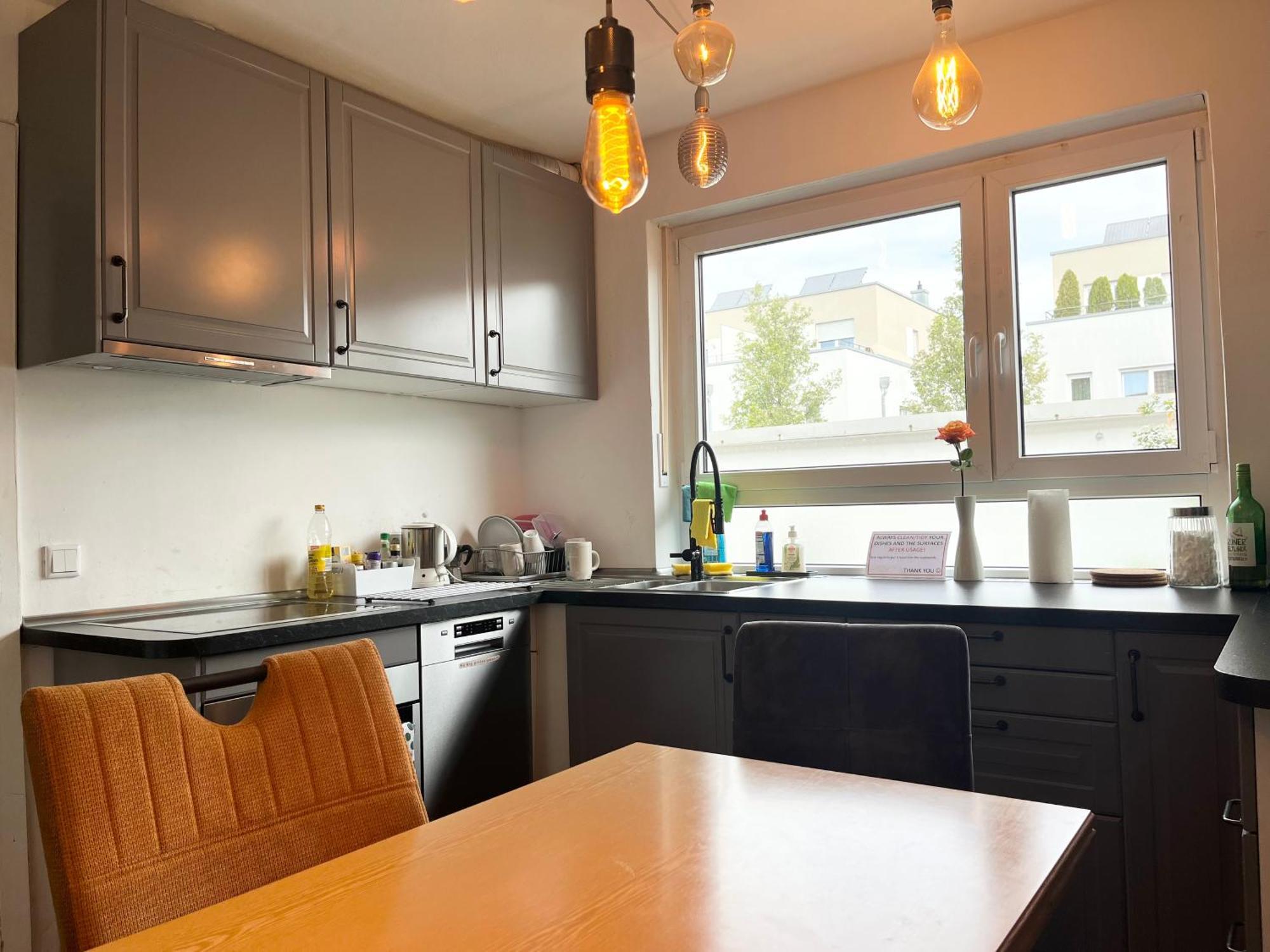 Gemütliches Privatzimmer / Garten / in geteilten Haus / nahe München Zentrum Exterior foto